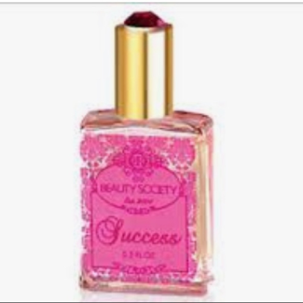 Not for sale: ISO Beauty Society Purfume “success”